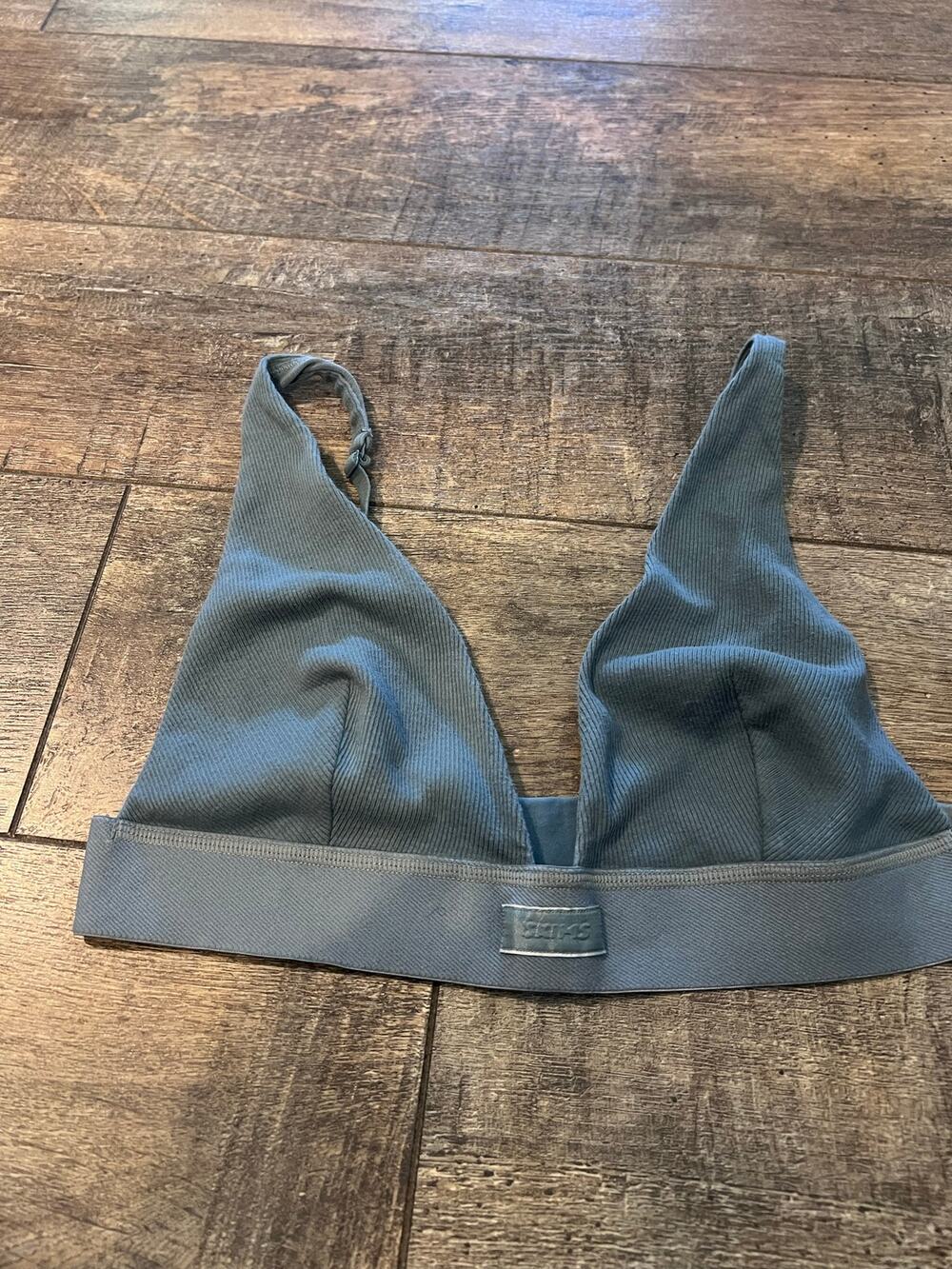 Skims bralette